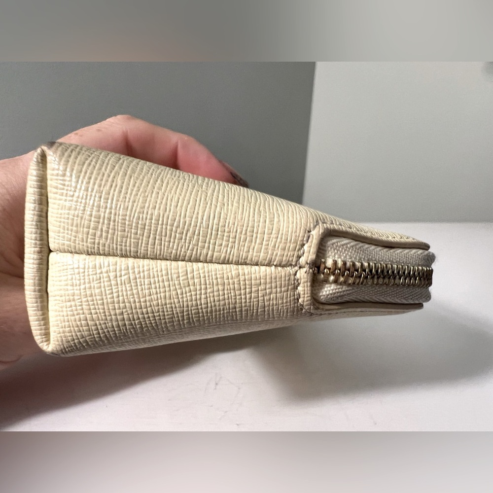 Furla Cream Leather Pouch - Picture 5 of 8